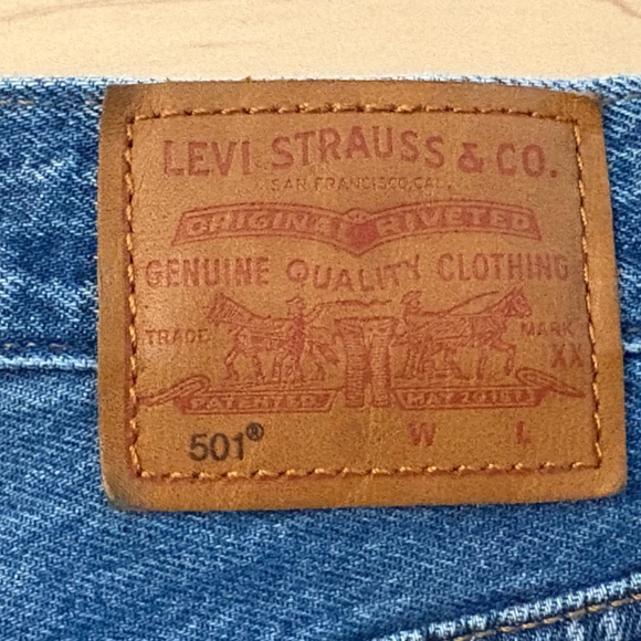 Levi's 501 Premium Distressed Denim Jean Shorts - Picture 9 of 9